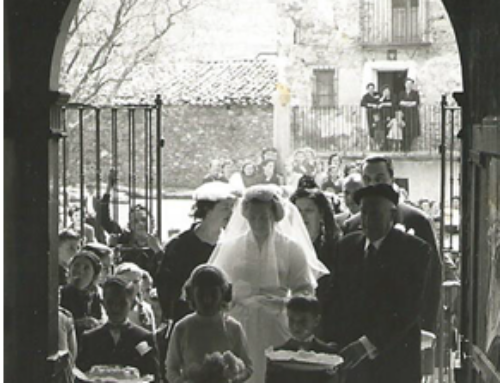 Quatre homes de negre